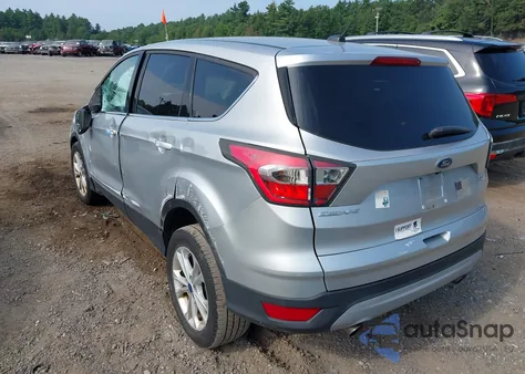 2017 Ford Escape Se z USA, uszkodzony, nr VIN 1FMCU9GD5HUA97825